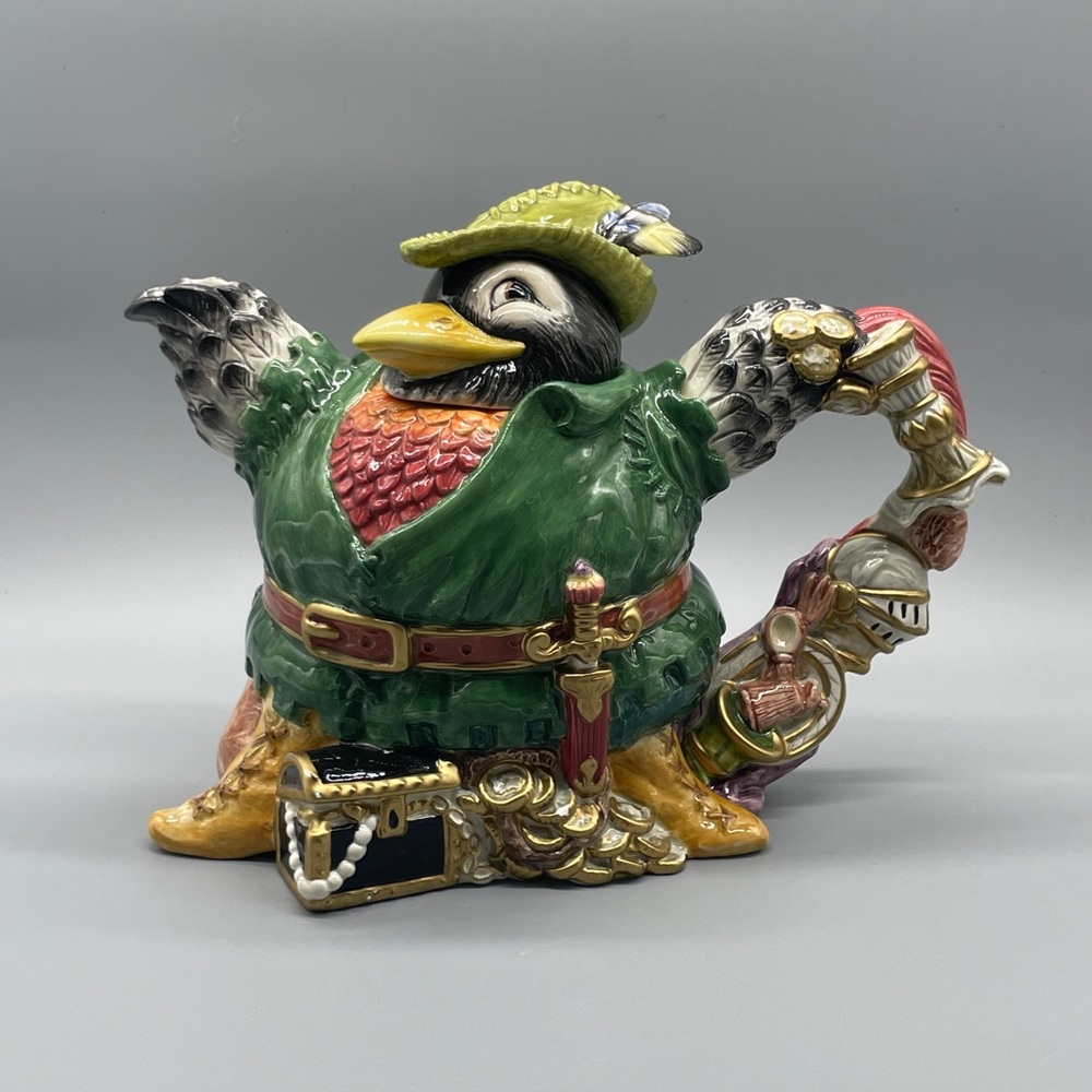 Fitz and Floyd Birdbrains Collection Robin Hood Pirate Bird Teapot